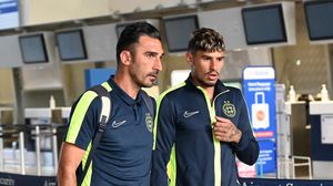 Elias Charalambous, antrenorul celor de la FCSB, a ironizat decizia acordării penalty-ului: „Te loveşte mingea în piept e penalty... Nu ştiam că s-au schimbat regulile”