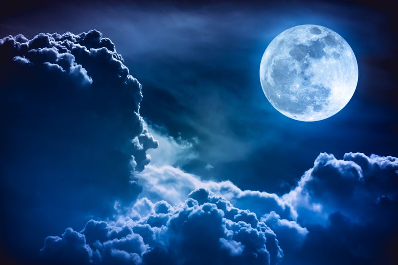 Luna Albastră 2023. Este vizibilă în noaptea de 30 august