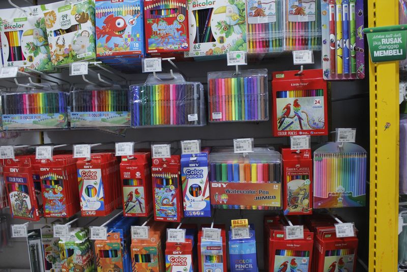 Lista de rechizite pentru clasa pregătitoare. Elevii vor începe școala pe 11 septembrie 2023