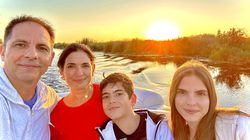 Imagine unică cu familia lui Dan Negru: „Nu apar la televizior, nu sunt vedete pe Tik Tok” Prezentatorul TV postează rar fotografii cu soția și copiii lui