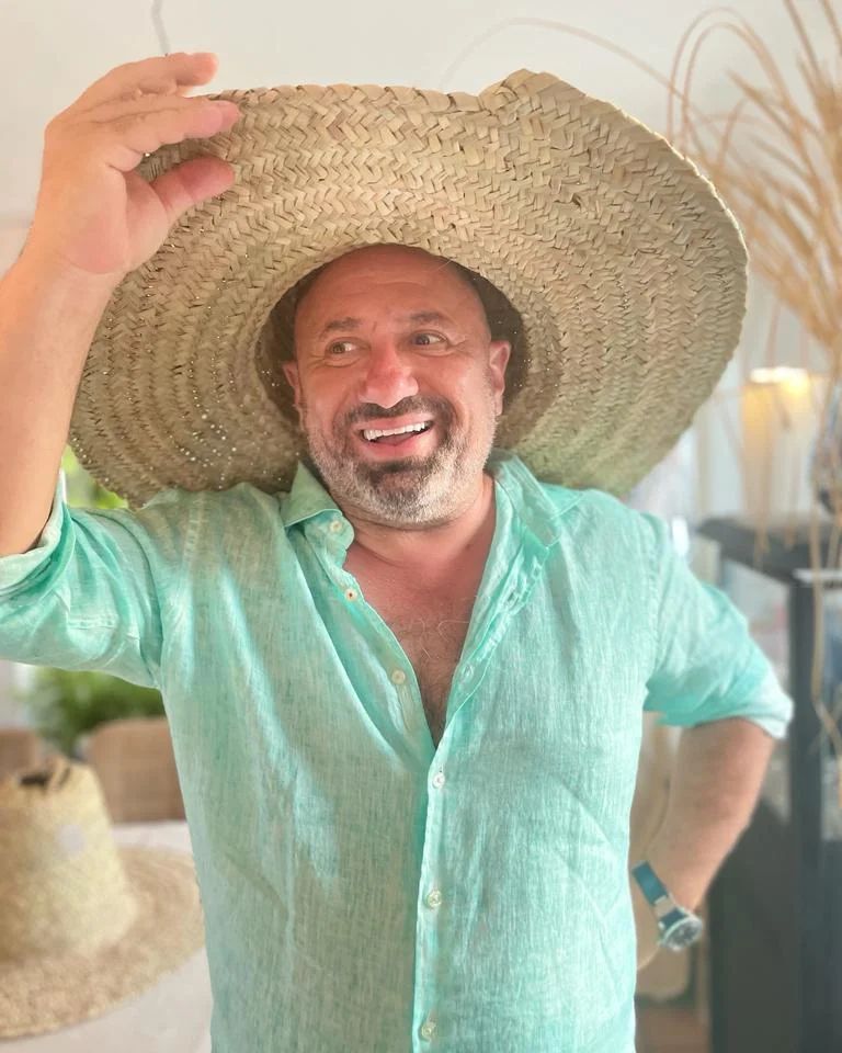 C&acirc;ți ani are Chef Cătălin Scărlătescu. Celebrul jurat a fost supranumit &bdquo;Idolul femeilor&rdquo;