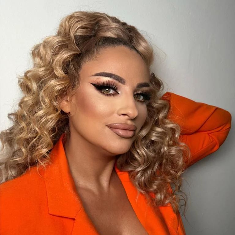 S&acirc;nziana Buruiană vrea să scape de kilogramele nedorite