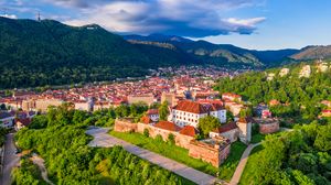 5 destinaţii de vis din România pentru pasionaţii de toamnă. Iată ce orașe poți vizita în 2023