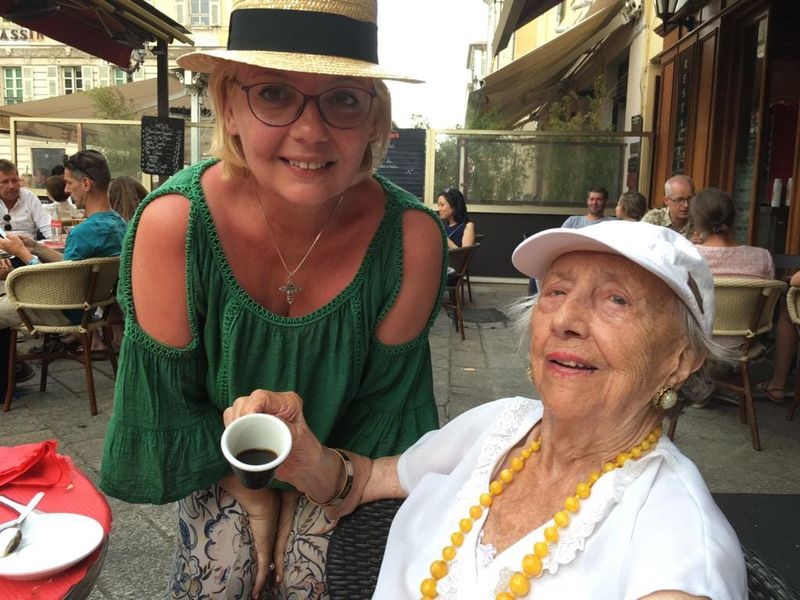 emilia popescu, malou iosif, emilia popescu mama, malou iosif a murit