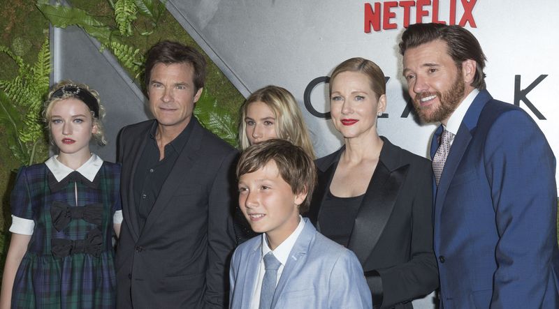 Va mai apărea Ozark, sezonul 5 Vezi ce au decis producătorii renumitului serial de pe Netflix Va mai apărea Ozark, sezonul 5 Vezi ce au decis producătorii renumitului serial de pe Netflix