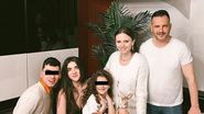 Mădălin Ionescu alături de familia lui