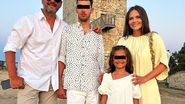 Mădălin Ionescu alături de Cristina Șișcanu și copiii lor