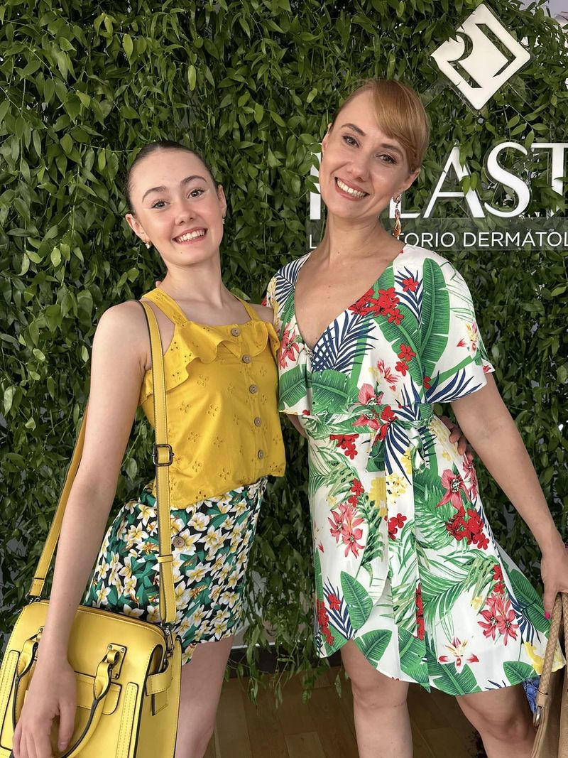 Fiica Oanei Ioniță a aflat abia la 13 ani că fostul soț al vedetei nu este și tatăl ei biologic Oana Ioniță și fiica sa