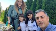 Alina Sorescu și Alexandru Ciucu și fiicele lor