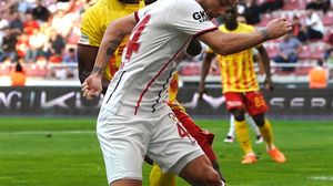 Jucătorul român criticat dur după ce Gaziantep a pierdut cu 2-0 în fața lui Kayserispor! Declarațiile lui Marius Șumudică și ale conducerii clubului