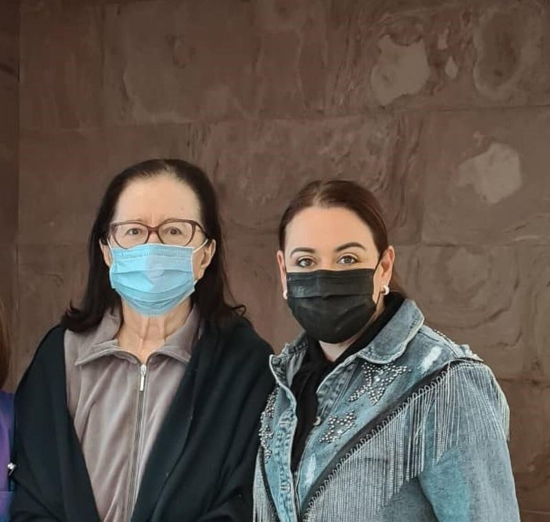 Oana și Mioara Roman