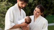 Theo Rose alături de iubitul ei, Anghel Damian și fiul lor, Sasha Ioan