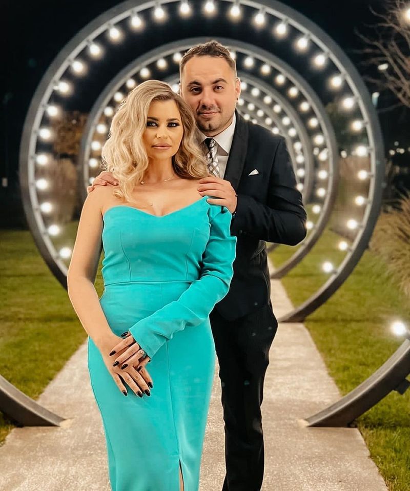 Emi de la Noaptea T&acirc;rziu și soția sa se pregătesc să se muta &icirc;n noua lor locuință