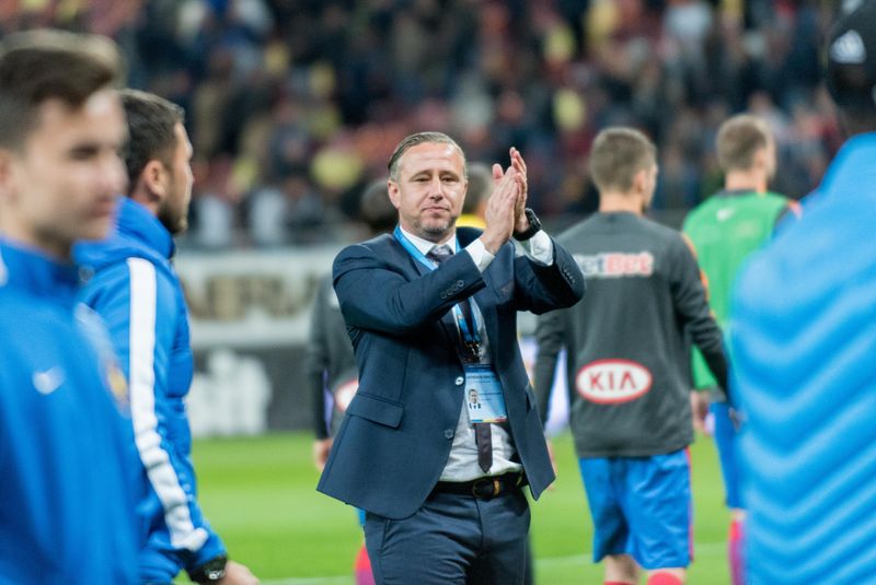 Laurențiu Reghecampf Laurențiu Reghecampf