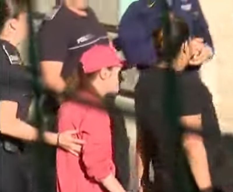 Miruna Pascu încearcă să scape cu orice preț din spatele gratiilor