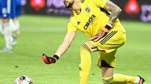 FCU Craiova a fost aproape să-și piardă portarul în partida cu Dinamo! Greșeala lui Ionuț Gurău