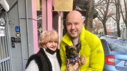 „Mai în glumă, mai în serios” Mihai Mitoșeru a dat tot din casă! Cum reacționa mama lui, de fiecare dată când prezentatorul aducea o fată acasă: „Le punea pe fotoliu”