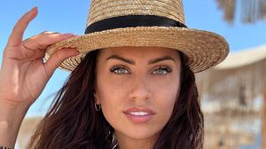 Alina Radi are mare grijă de aspectul ei fizic! Vedeta a surprins pe toată lumea când și-a dezvăluit secretul pentru un păr atât de lung: „Îmi pun muștar”