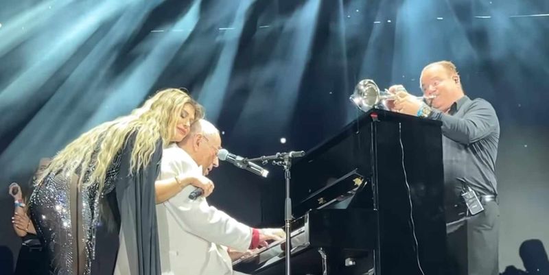 loredana groza, horia moculescu, loredana groza &icirc;n genunchi, loredana groza dezvăluiri