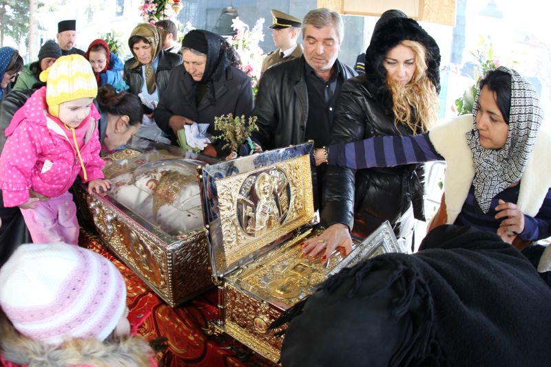 Sf&acirc;nta Cuvioasă Parascheva 2023 Află care este programul hramului