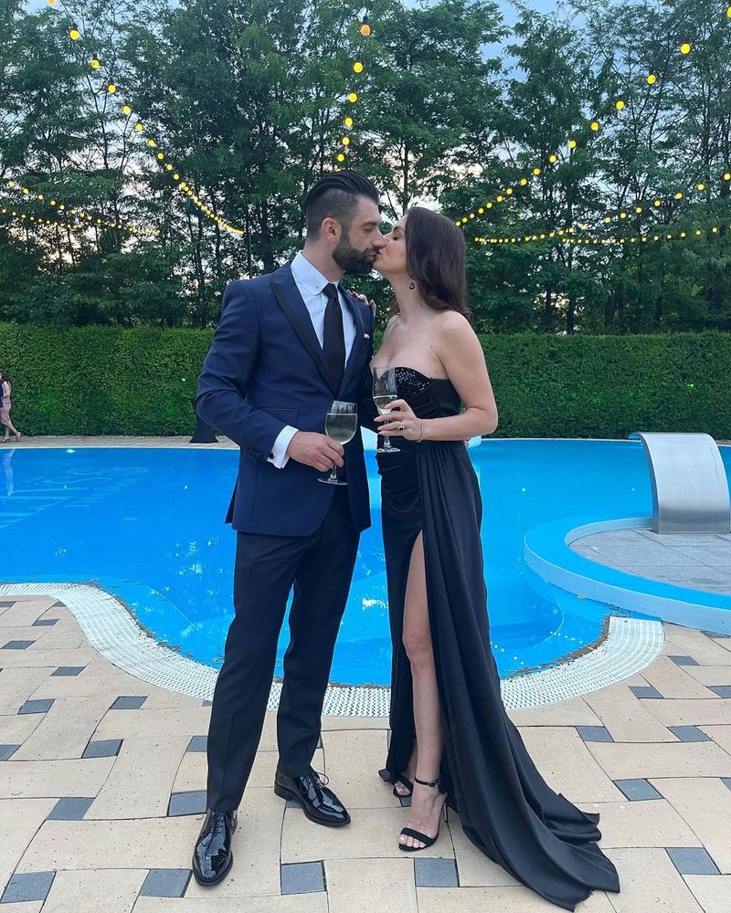 Cum s-au &icirc;nt&acirc;lnit Paul Ipate și Cătălina Grama