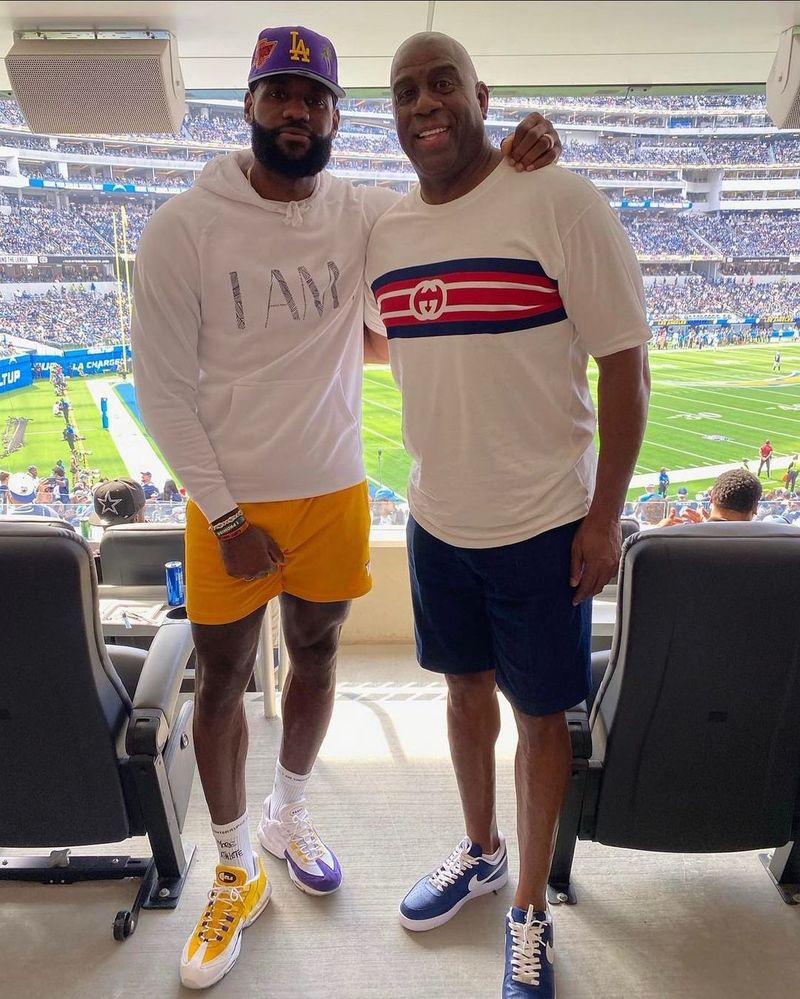 LeBron James și Magic Johnson