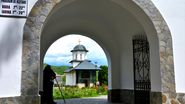 3 mănăstiri de neratat pe Valea Oltului. Vezi care sunt cele mai frumoase lăcașuri de cult din județul Vâlcea