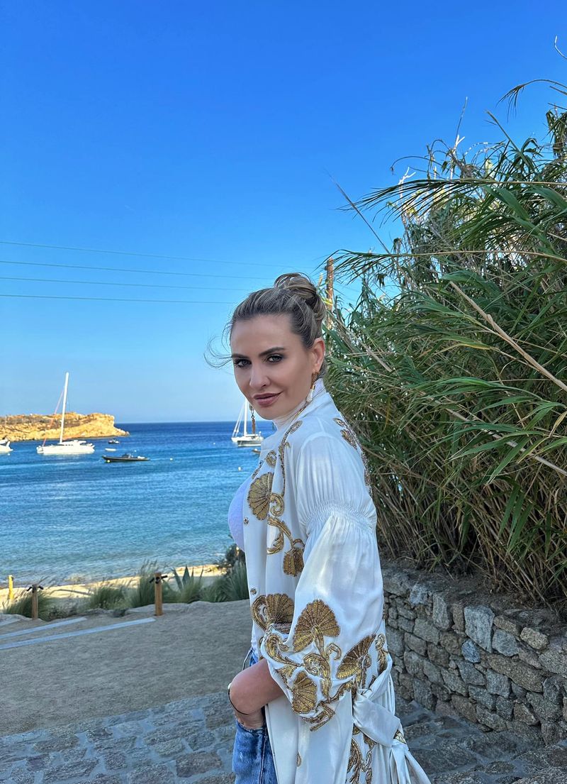 Cine e fostul soț al Adinei Buzatu. Bărbatul a fost acuzat de &icirc;nșelăciune