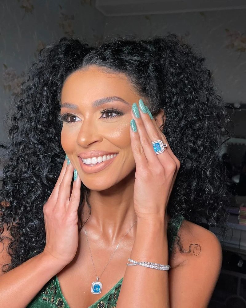 Majda vrea să își facă un cadou inedit pentru ziua sa de naștere