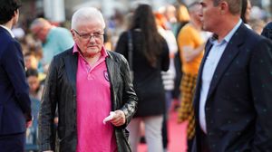 Cât costă să fii coleg cu Irinel Columbeanu. Fostul milionar a ajuns într-un azil de bătrâni