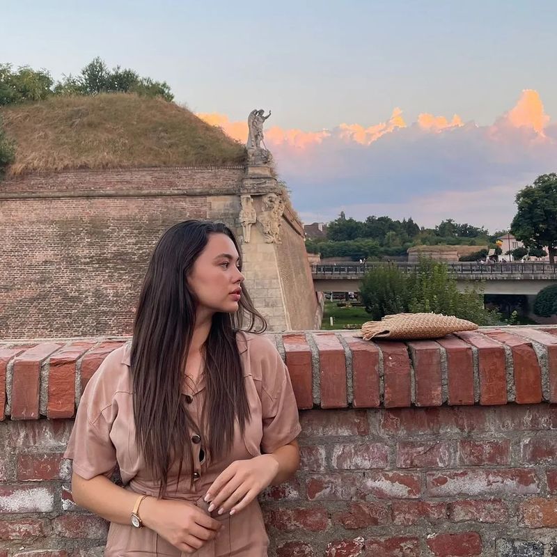 Cum arată sora mai mică a Lidiei Buble. O frumusețe răpitoare și o voce de vis