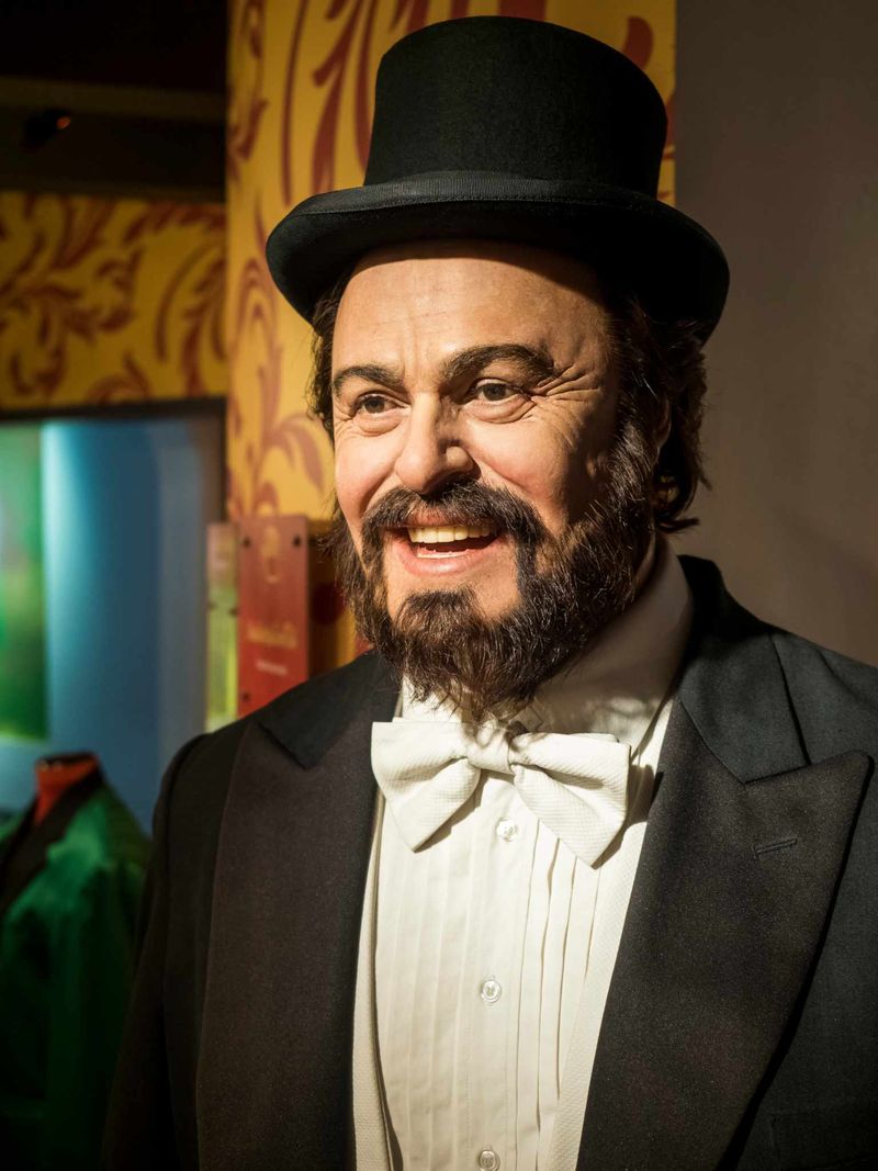 Luciano Pavarotti și-ar fi sărbătorit astăzi ziua de naștere. Biografie familie, studii carieră