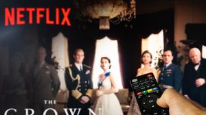 Când apare ultimul sezon al serialului The Crown