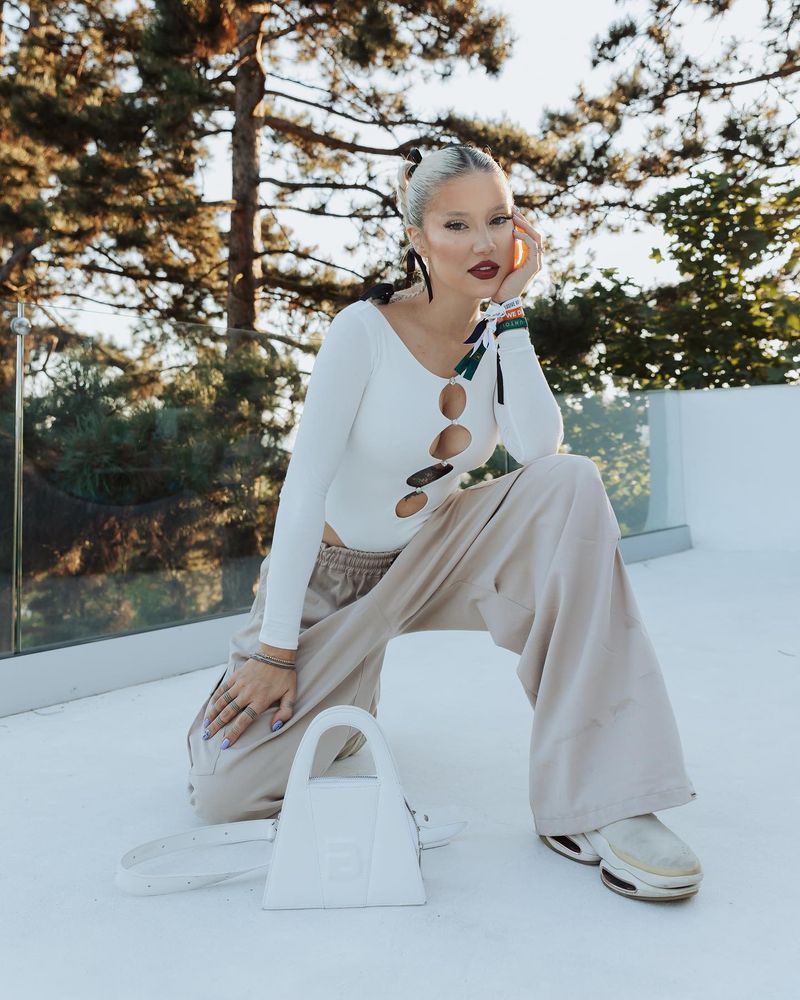 Alina Ceușan nu vrea să se mute în Capitală Alina Ceușan nu vrea să se mute în Capitală