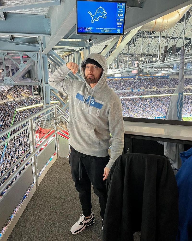 Cine este Eminem Biografie vârstă, studii, carieră. Vezi care este adevărul nume al cântărețului