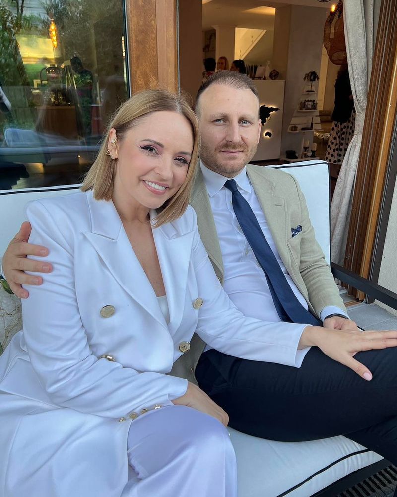 Adrian Brâncoveanu, iubitul Andreei Marin, alături de românii din Israel.