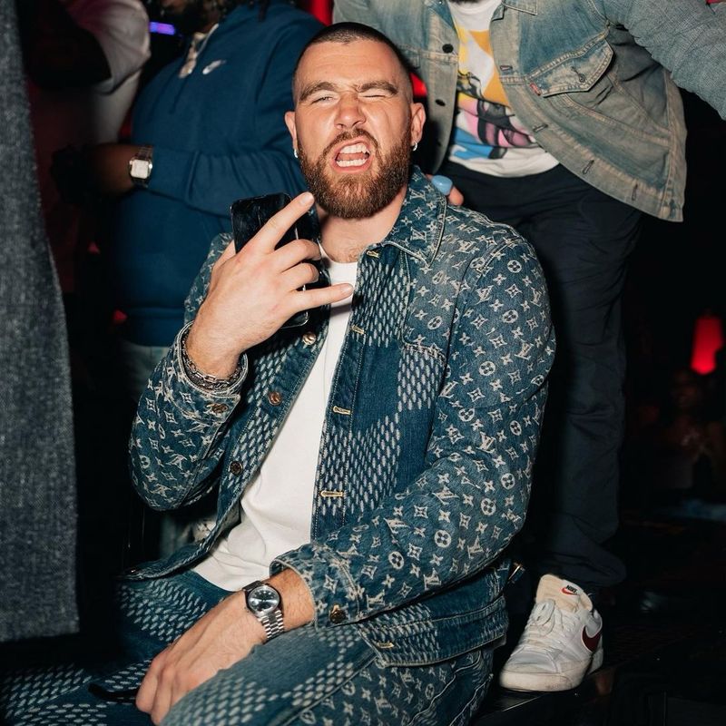 Cine este Travis Kelce, noul iubit al lui Taylor Swift. Cei doi formează un cuplu de o lună