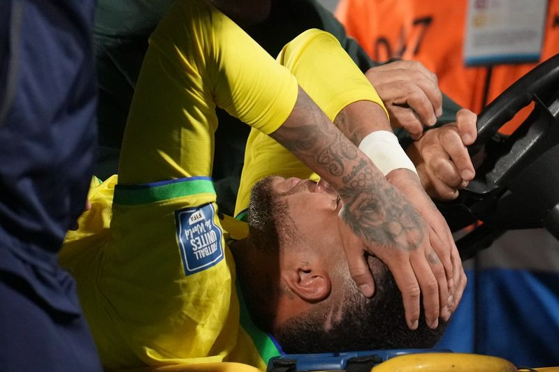 Accidentarea lui Neymar din timpul meciului cu Uruguay