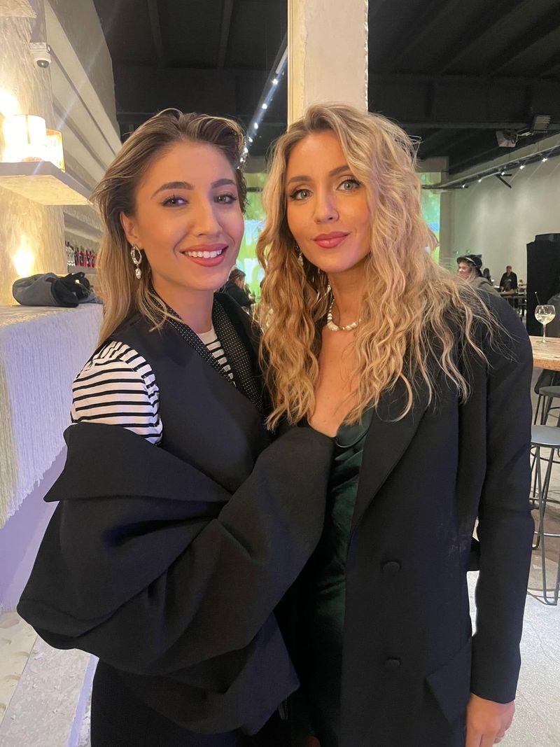 ana odagiu, monica odagiu, surorile odagiu, ana odagiu căsătorie 