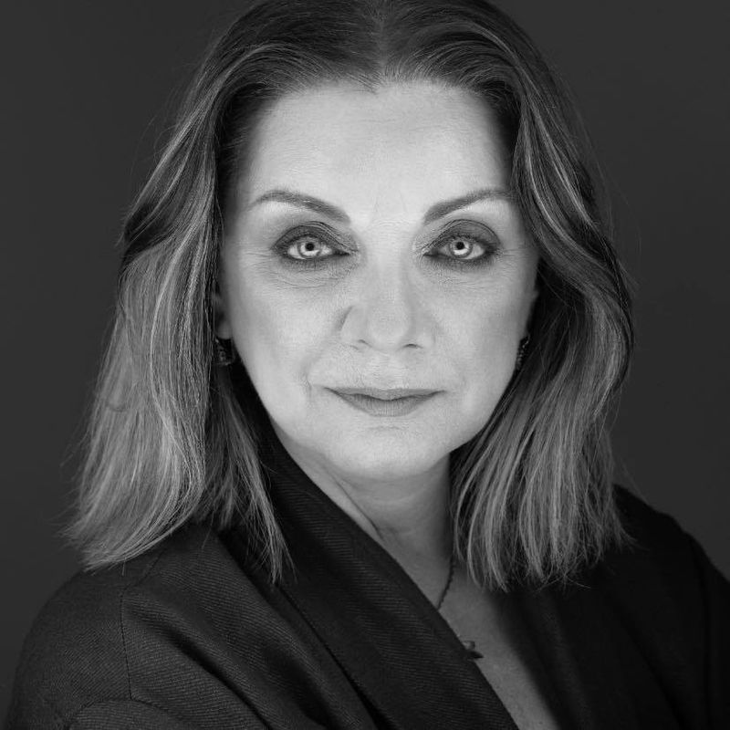 Carmen Tănase, totul despre frustrări și complexe