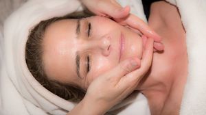 Îngrijirea pielii iarna: Cele mai bune produse naturale de rutină și de îngrijire  Îngrijirea pielii iarna: Cele mai bune produse naturale de rutină și de îngrijire