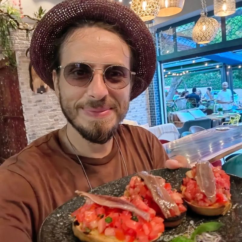 Chef Foa a fost prins drogat la volan Chef Foa a fost prins drogat la volan