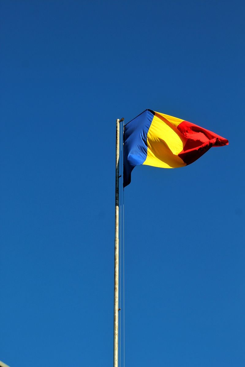 Ce reprezintă culorile de pe steagul României. Vezi care este semnificația culorilor albastru, galben și roșu