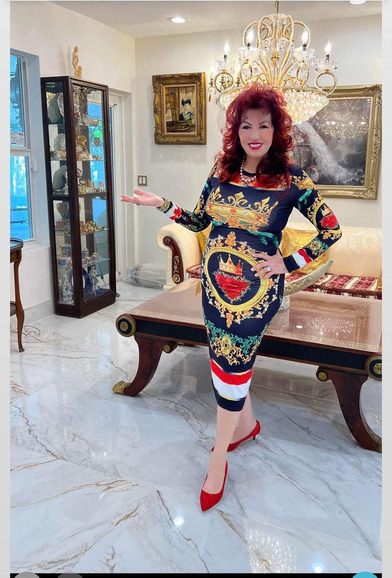 Carmen Harra