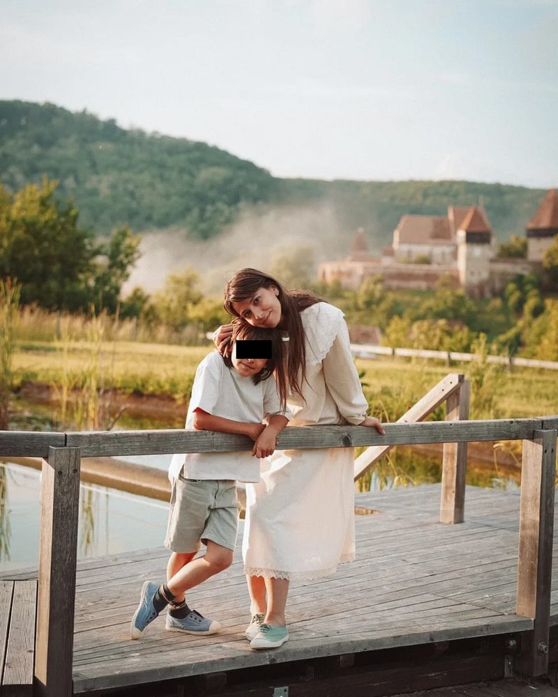 Copiii Danei Rogoz nu vor să &icirc;i calce pe urme mamei sale