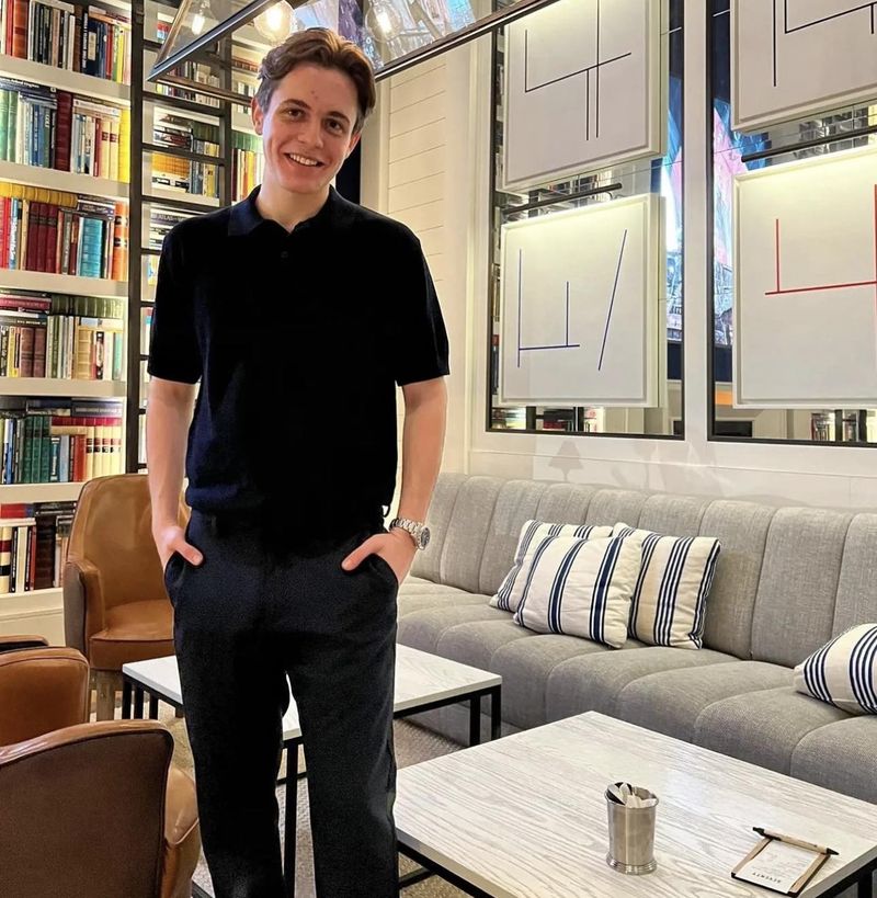 Cu ce se ocupă Aris Eram, posibilul nou iubit al Laurei Giurgcanu 