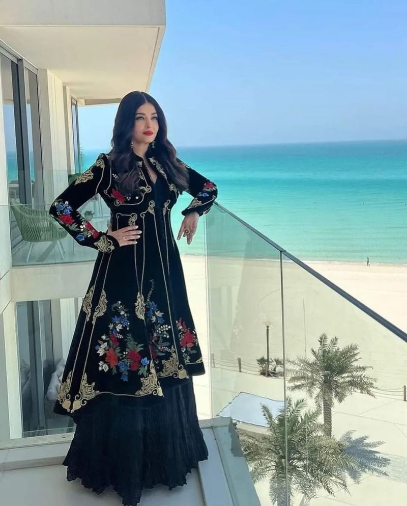 Cine este Aishwarya Rai Biografie vârstă, studii, carieră. Frumoasa actriță își sărbătorește ziua de naștere