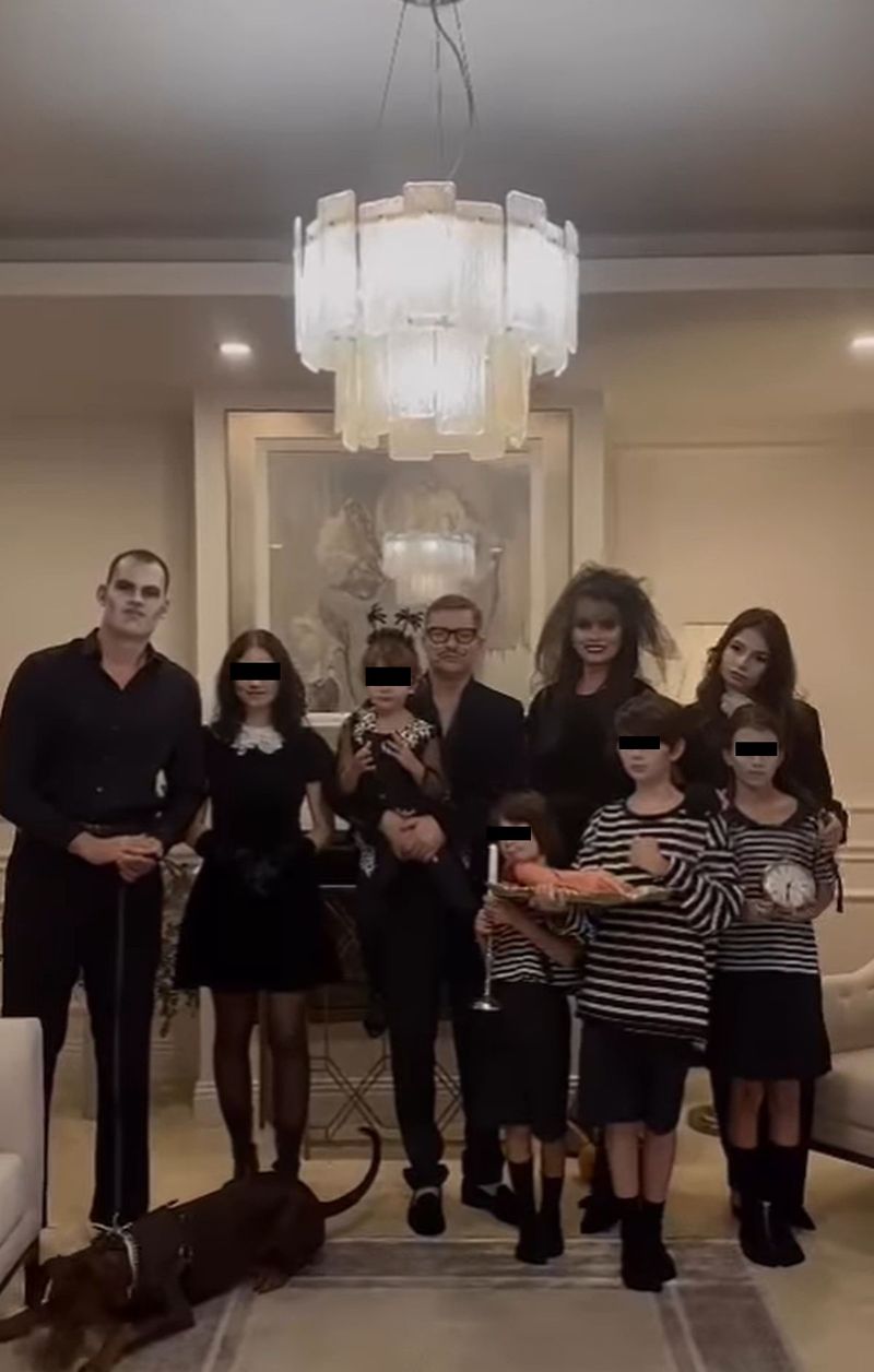 Anca Serea, în costumația de Halloween