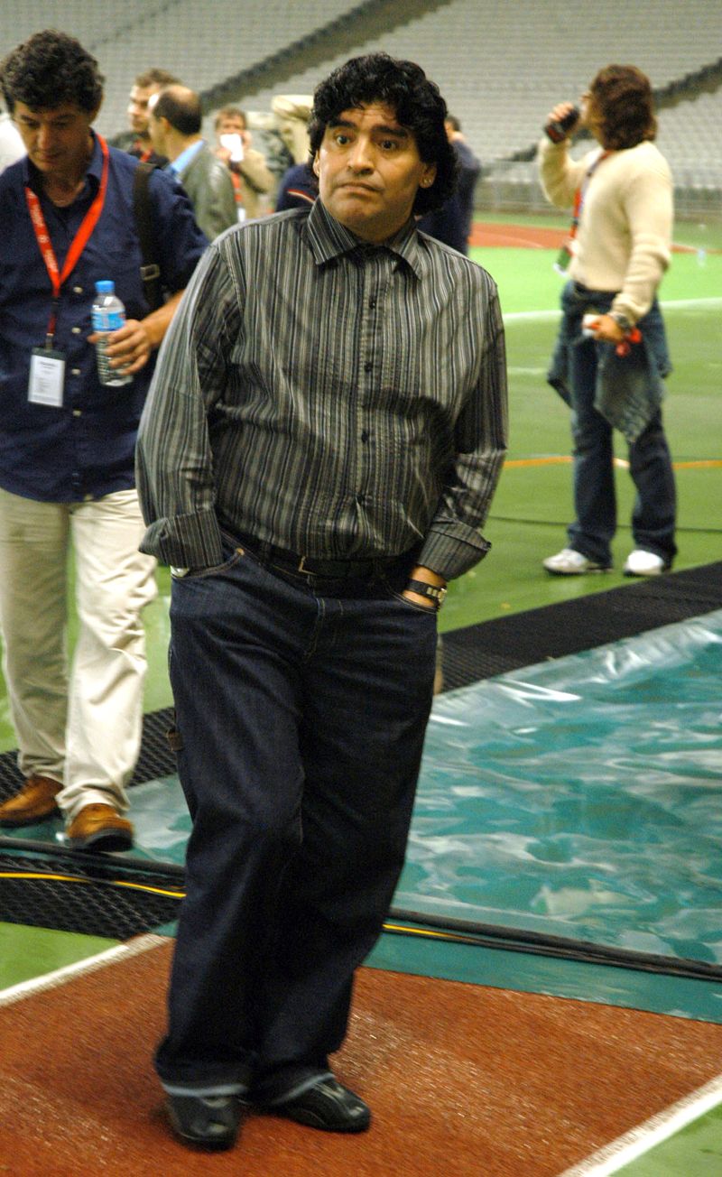 Cine a fost Diego Maradona Biografie