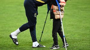 Revolută în conducerea celor de la FC Petrolul Ploiești după ce Joyskim Dawa a scăpat fără cartonaș roșu: „Țicu stă 16 etape, Dawa se bucură de fotbal!”